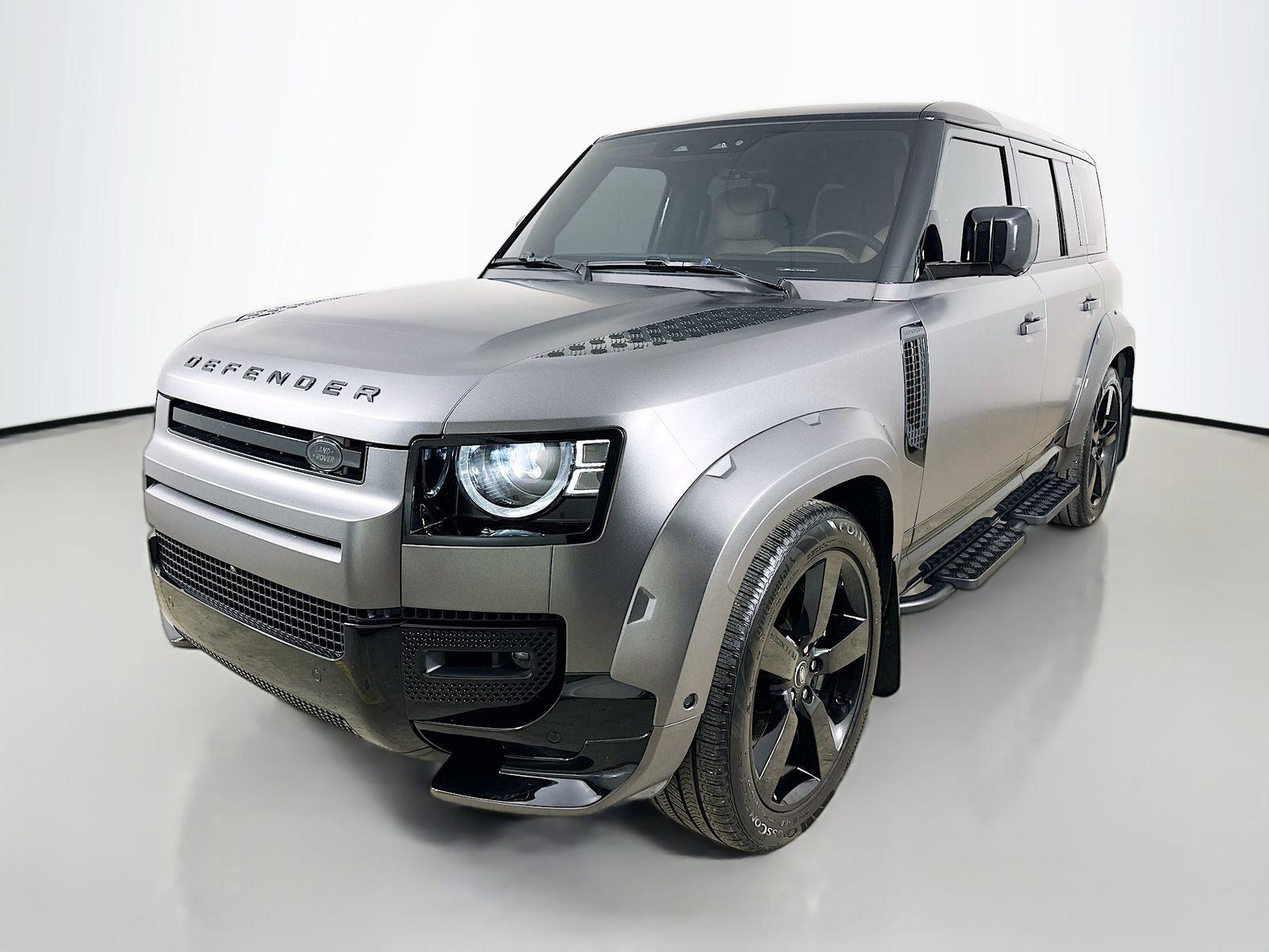 /2025 Land-Rover Defender