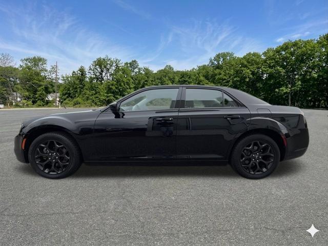 2023 Chrysler 300 Touring AWD