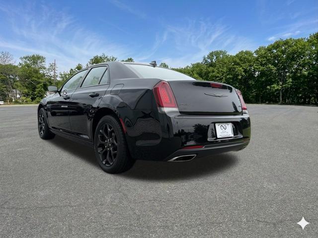2023 Chrysler 300 Touring AWD