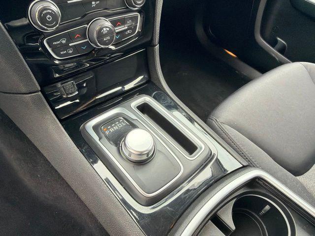 2023 Chrysler 300 Touring AWD