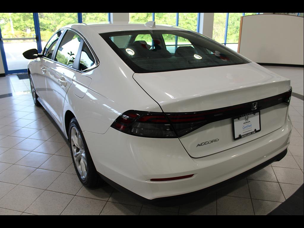 2023 Honda Accord LX - Photo 7