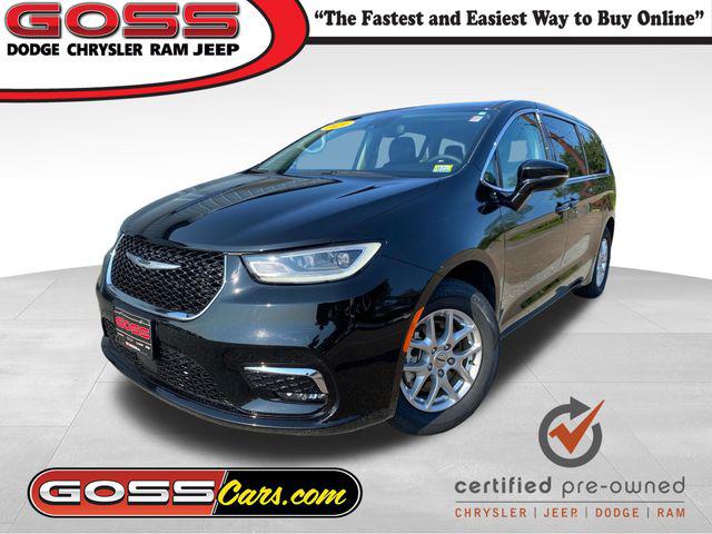 2024 Chrysler Pacifica Touring L for sale in South Burlington, VT