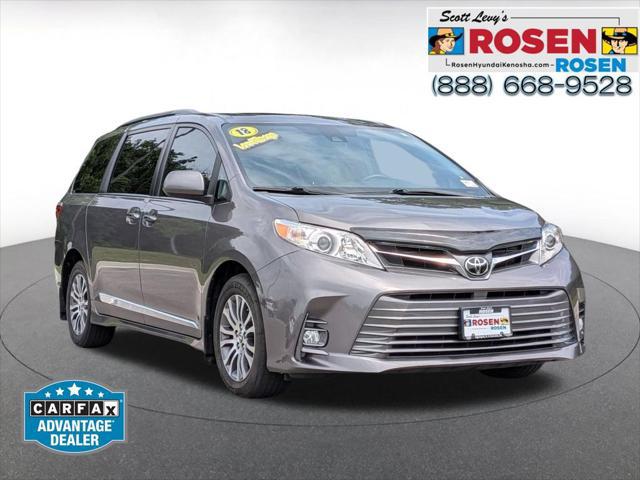 2018 Toyota Sienna XLE 8 Passenger for sale in KENOSHA, WI