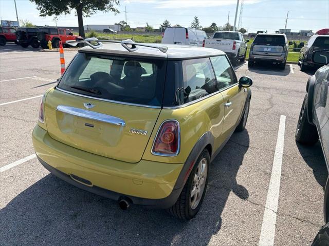 2010 MINI Cooper Base
