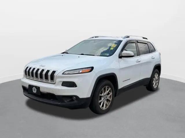 2018 Jeep Cherokee Latitude 4x4 for sale in Mount Hope, WV