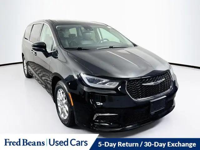 2023 Chrysler Pacifica Touring L for sale in Flemington, NJ