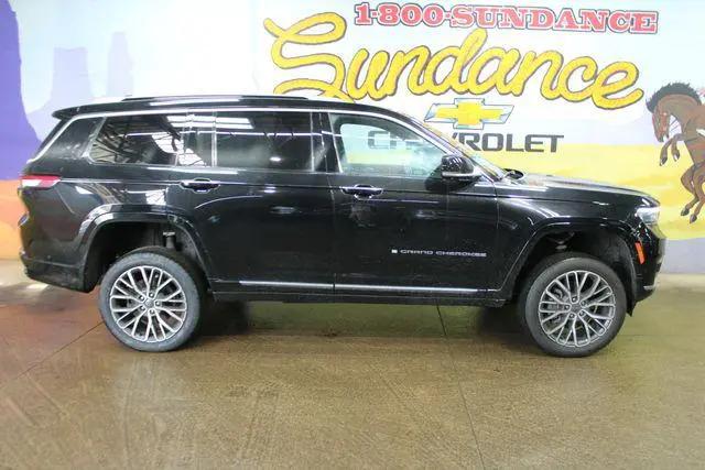 2021 Jeep Grand Cherokee Summit Reserve 4x4 for sale in St Johns, MI