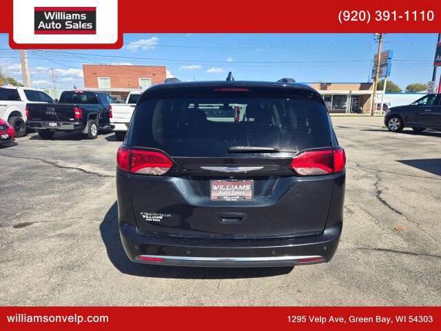 2019 Chrysler Pacifica Touring L