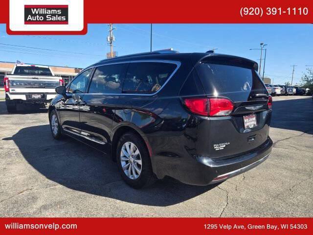 2019 Chrysler Pacifica Touring L