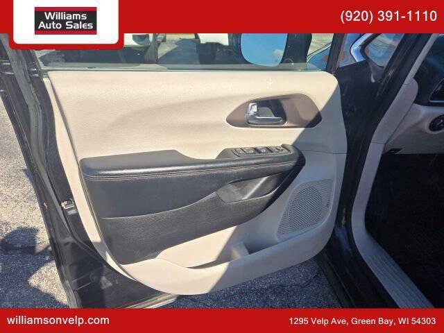 2019 Chrysler Pacifica Touring L