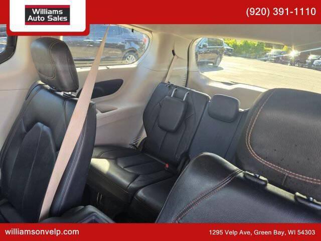 2019 Chrysler Pacifica Touring L