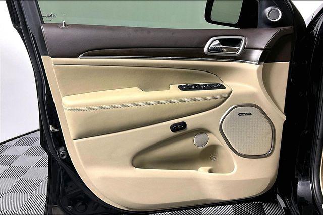 Used 2018 Jeep Grand Cherokee Overland 4x4 For Sale in Olive Branch, MS