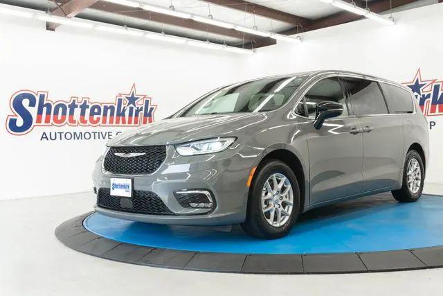 2025 Chrysler Pacifica Select for sale in Rome, GA