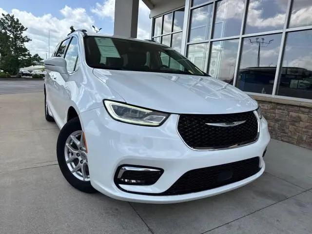 2022 Chrysler Pacifica Touring L for sale in Lexington, KY