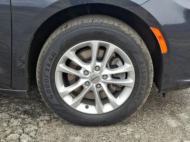 2021 Chrysler Pacifica Touring AWD