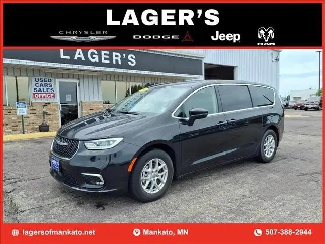 2023 Chrysler Pacifica Touring L for sale in Mankato, MN