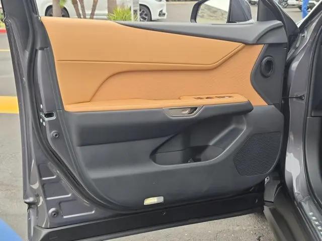 2026 Lexus ES 350 Premium