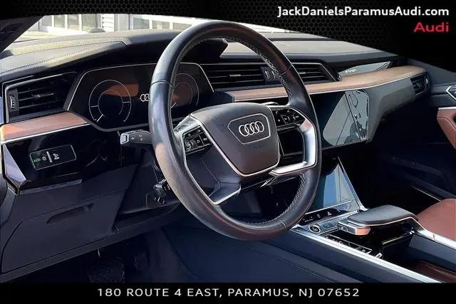 2024 Audi e-tron Prestige quattro