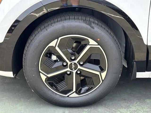 2026 Kia Niro SX