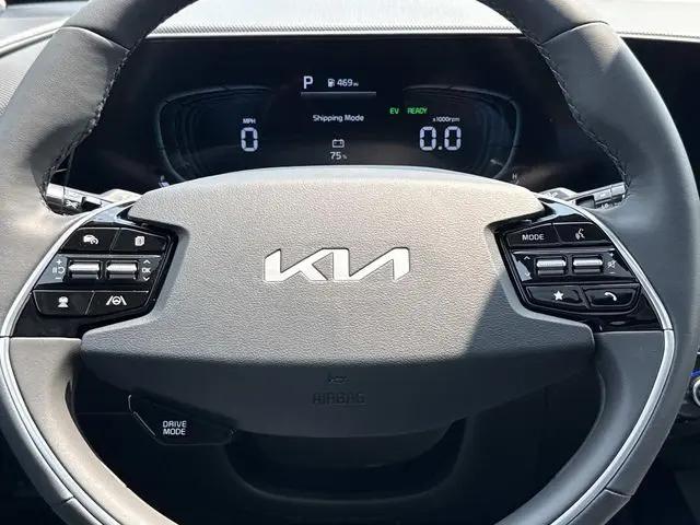 2026 Kia Niro SX