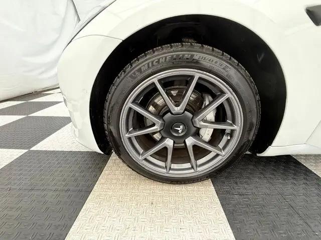 2021 Tesla Model 3 Standard Range Plus Rear-Wheel Drive