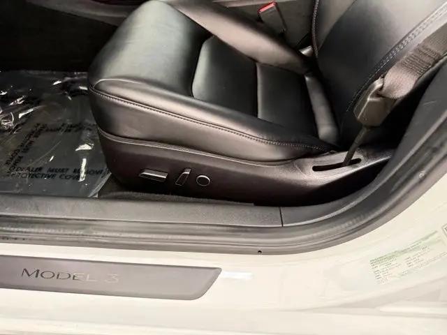 2021 Tesla Model 3 Standard Range Plus Rear-Wheel Drive