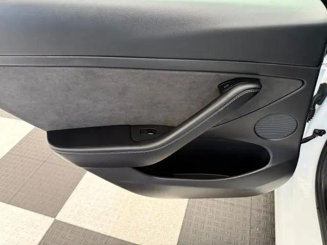 2021 Tesla Model 3 Standard Range Plus Rear-Wheel Drive