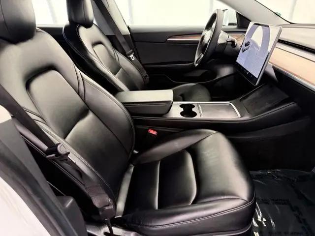 2021 Tesla Model 3 Standard Range Plus Rear-Wheel Drive