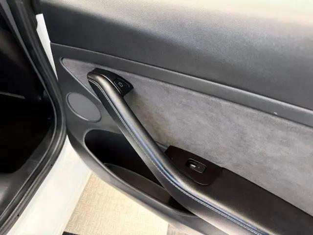 2021 Tesla Model 3 Standard Range Plus Rear-Wheel Drive