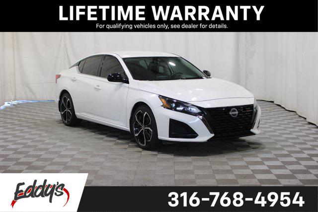2023 Nissan Altima SR FWD for sale in Wichita, KS
