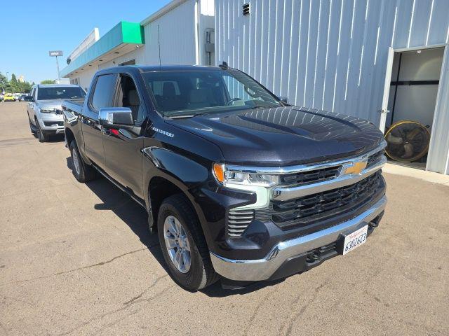 2023 Chevrolet Silverado 1500 4WD Crew Cab Standard Bed LT for sale in Selma, CA