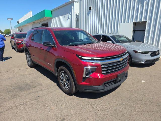 2025 Chevrolet Traverse FWD LT for sale in Selma, CA