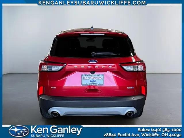 2020 Ford Escape SE