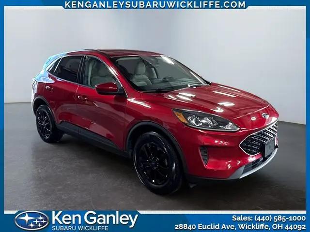 2020 Ford Escape SE