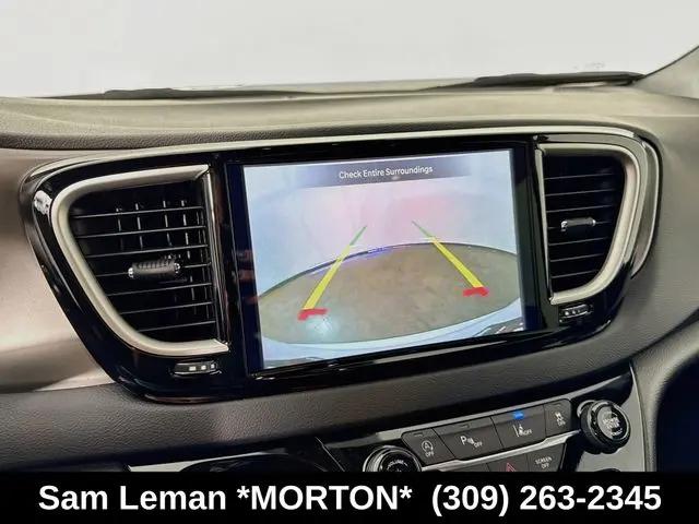 2027 Chrysler Pacifica LX