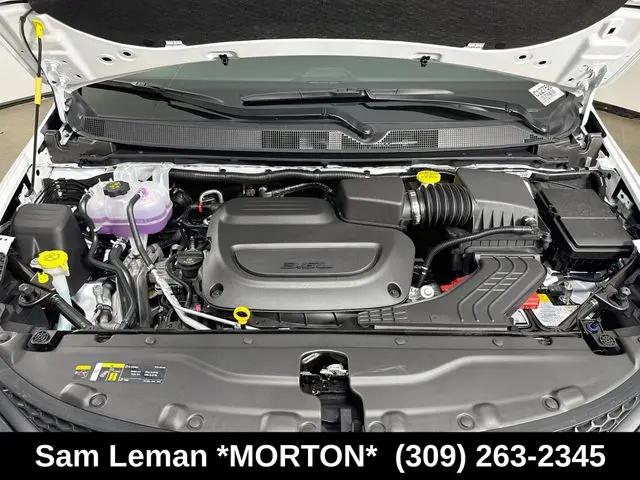 2027 Chrysler Pacifica LX
