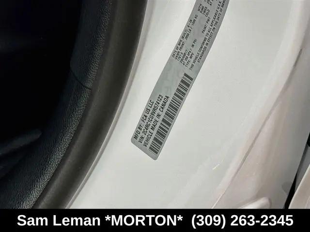 2027 Chrysler Pacifica LX