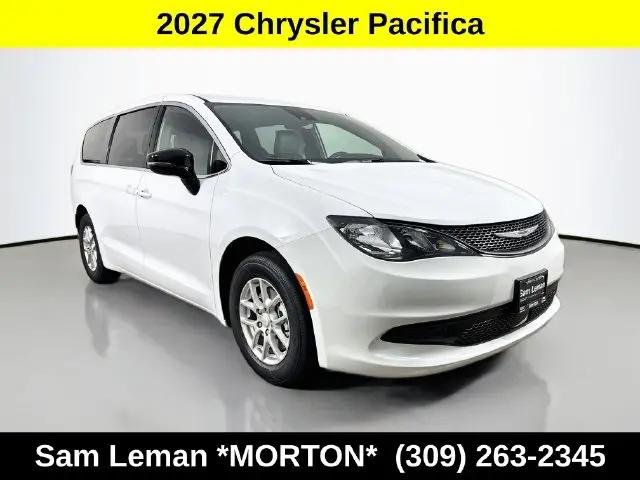 2027 Chrysler Pacifica LX for sale in Morton, IL