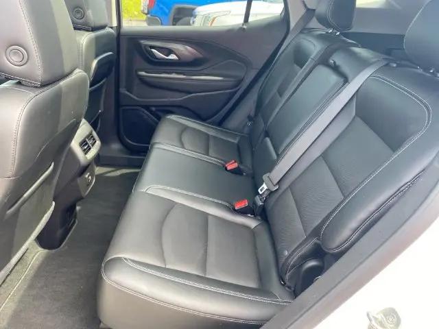 2023 GMC Terrain AWD SLT