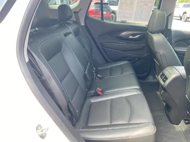 2023 GMC Terrain AWD SLT