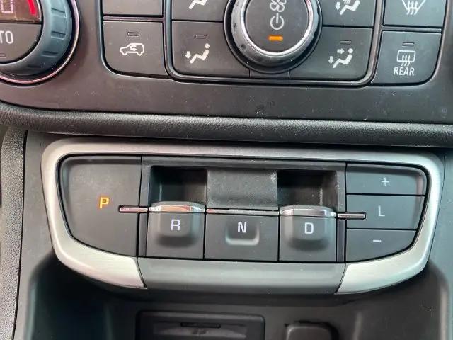 2023 GMC Terrain AWD SLT