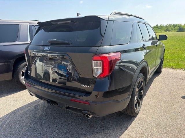 2023 Ford Explorer ST-Line