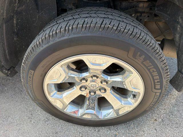 2021 Ram 1500 Big Horn Crew Cab 4x4 5'7" Box