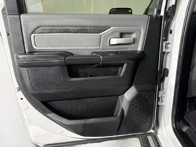2021 Jeep Ram 2500 Big Horn Crew Cab 4x4 64 Box