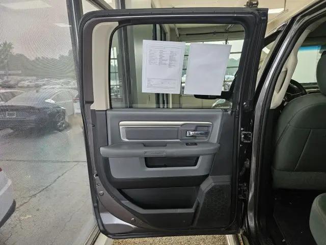 2015 Ram 1500 SLT