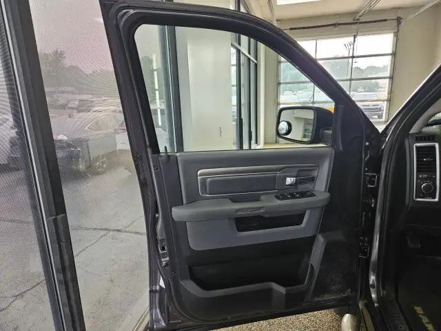 2015 Ram 1500 SLT