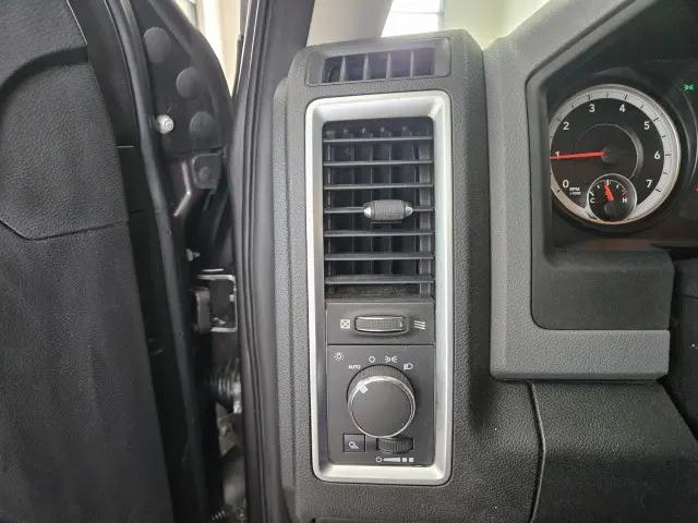 2015 Ram 1500 SLT