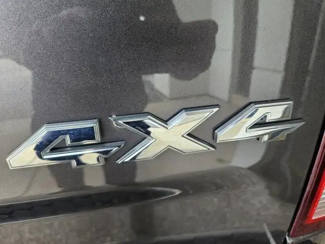 2015 Ram 1500 SLT