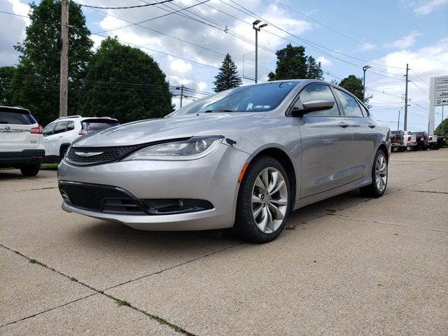 2015 Chrysler 200 S 2015 Chrysler 200 S