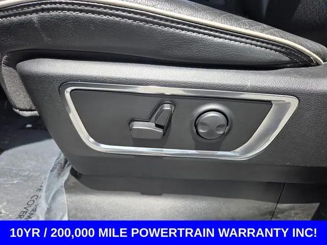 2025 Ram 1500 Laramie Crew Cab 4x4 5'7" Box